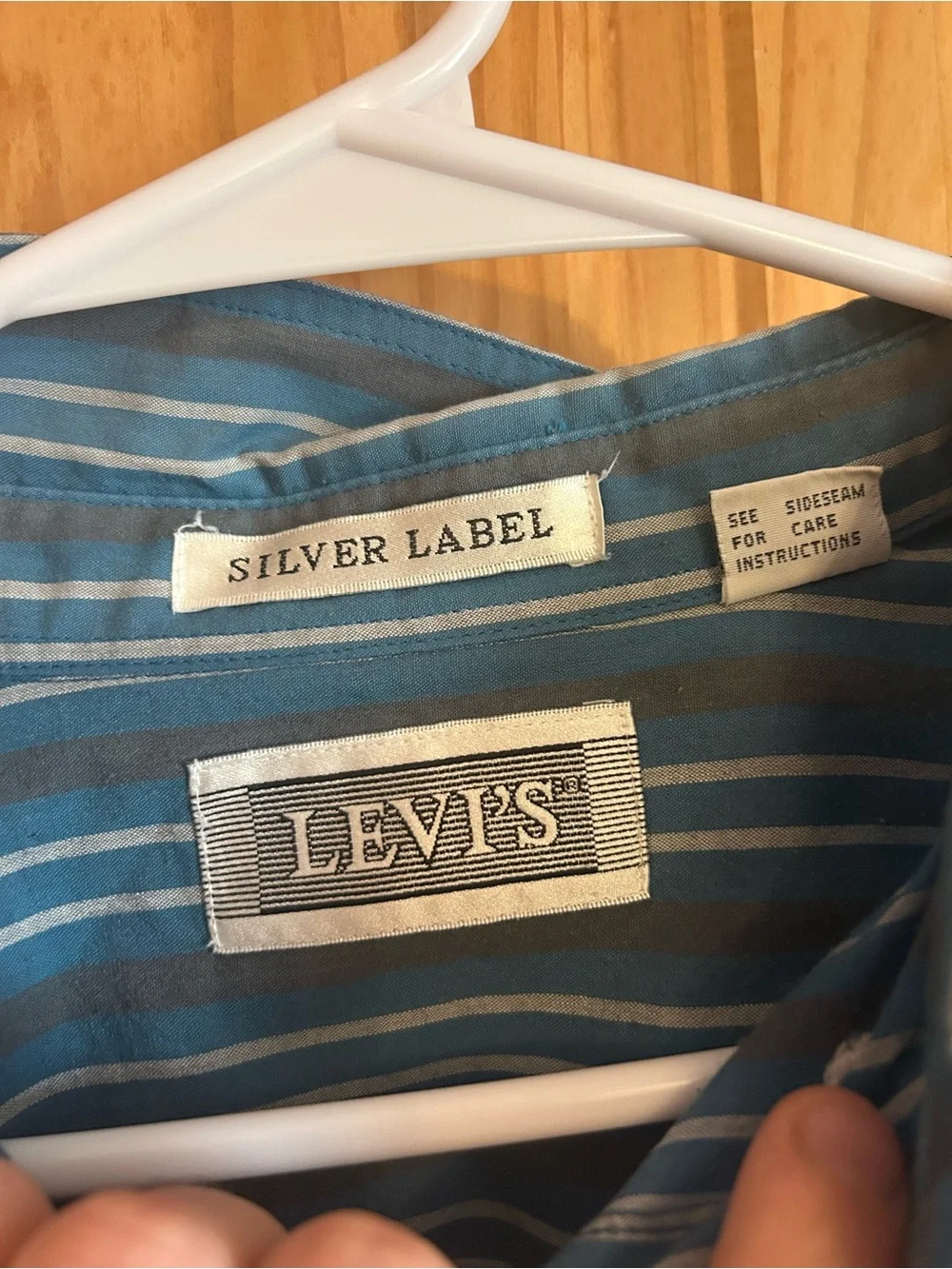 Levi’s silver label Men's Blue Striped Button-Down Shirt - Casual Long Sleeve